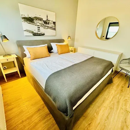 Stromdampfer, Oberdeck Apartment Rostock